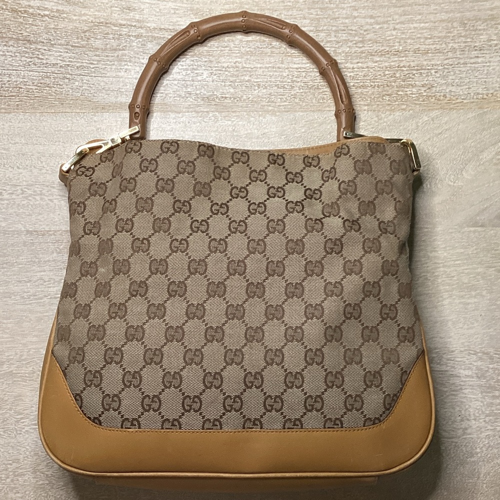 Gucci Tan and Brown Monogram Shoulder Bag - Picture 2 of 15